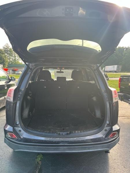 Toyota RAV4 LE FWD 2016