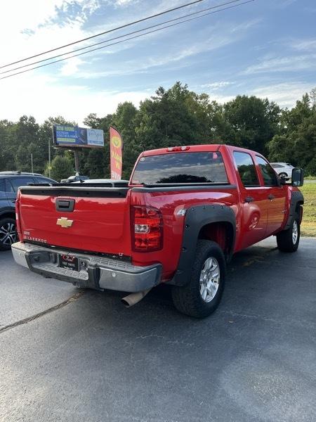 Chevrolet Silverado 1500 LT Crew Cab 4WD 2011