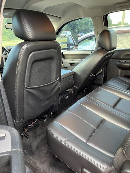 Chevrolet Silverado 1500 LT Crew Cab 4WD 2011