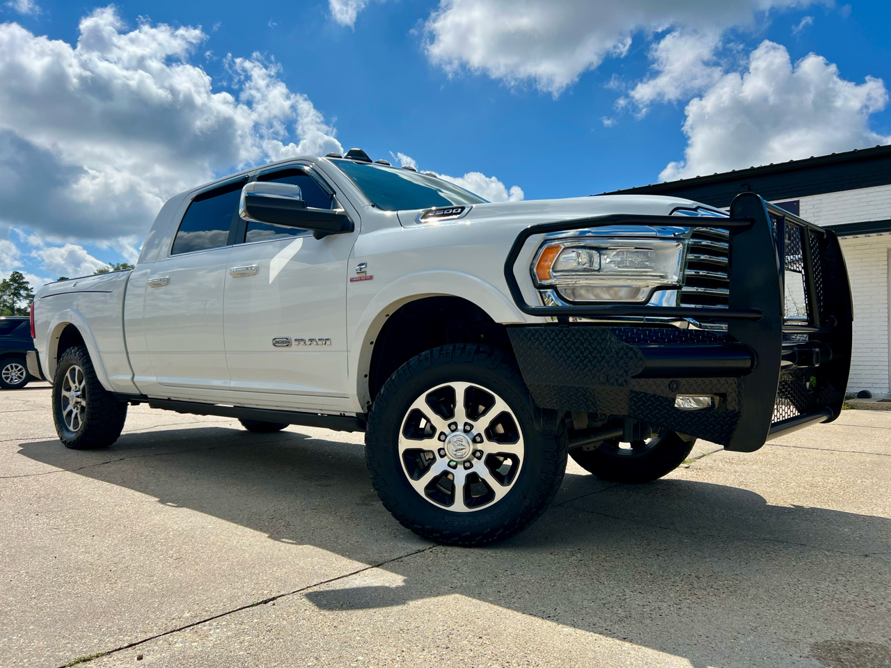 2022 RAM 2500 LONG HORN MEGA CAB 4WD LEVELED