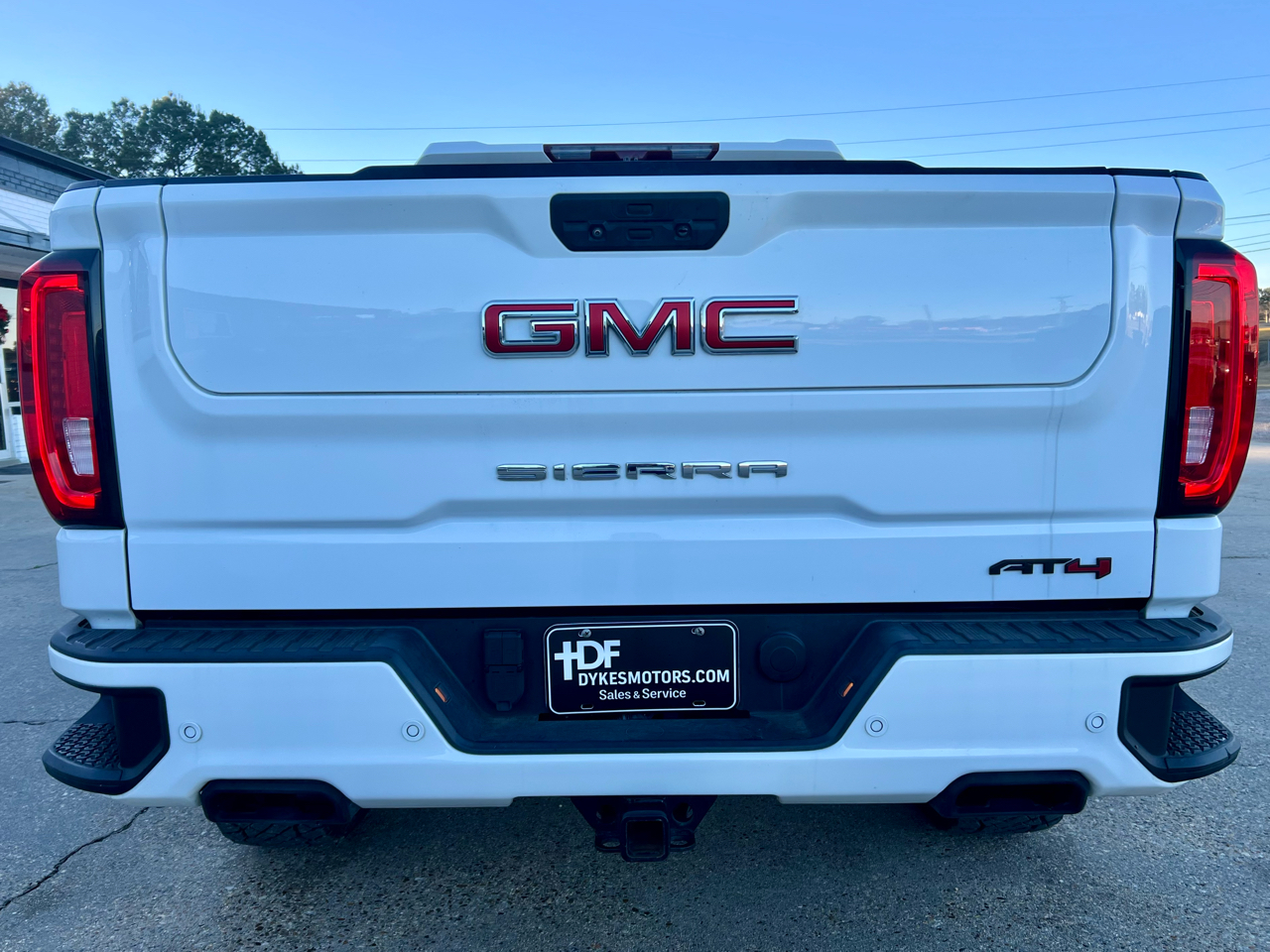 GMC Sierra 1500 AT4 Crew Cab 4WD SWB 2020