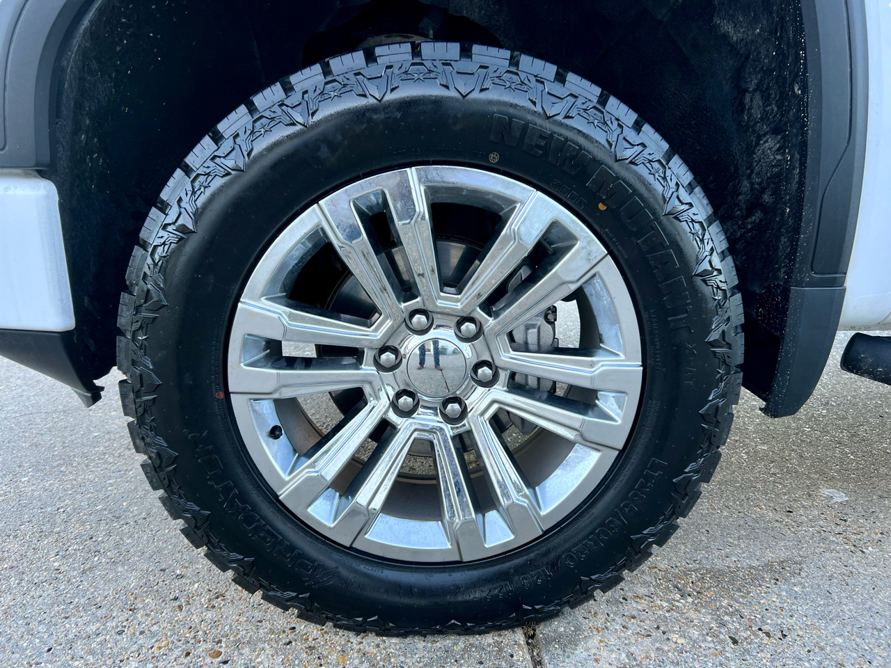 GMC Sierra 1500 AT4 Crew Cab 4WD SWB 2020