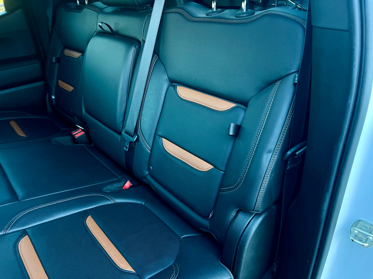 GMC Sierra 1500 AT4 Crew Cab 4WD SWB 2020