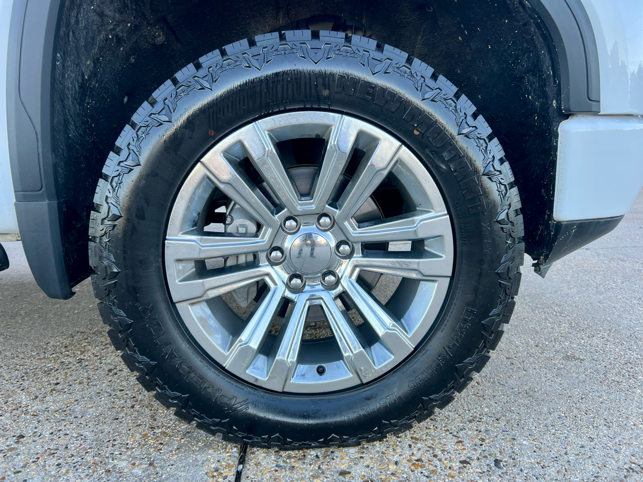 GMC Sierra 1500 AT4 Crew Cab 4WD SWB 2020