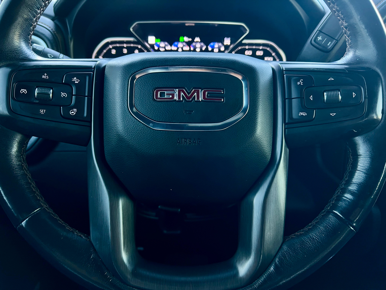 GMC Sierra 1500 AT4 Crew Cab 4WD SWB 2020