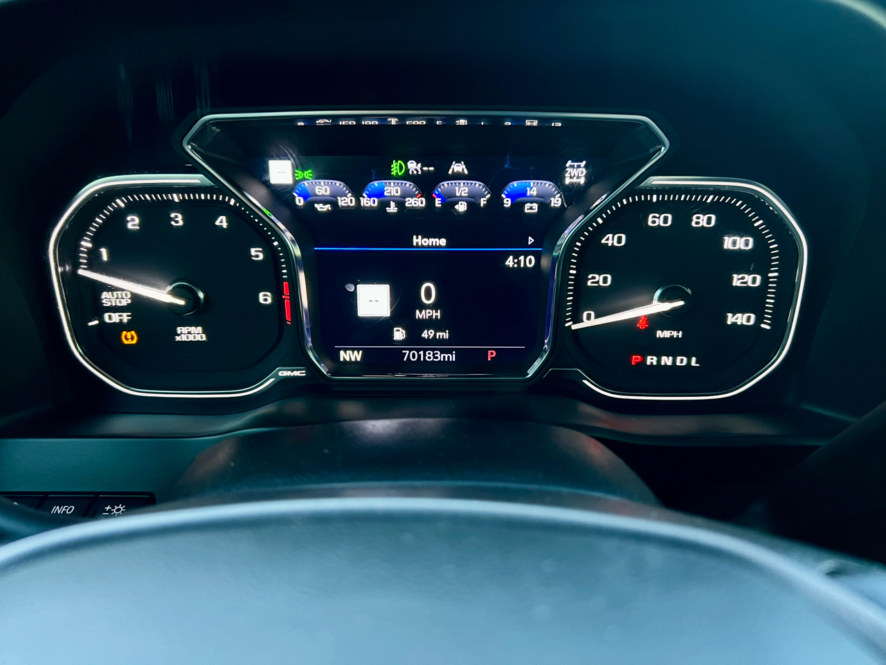 GMC Sierra 1500 AT4 Crew Cab 4WD SWB 2020