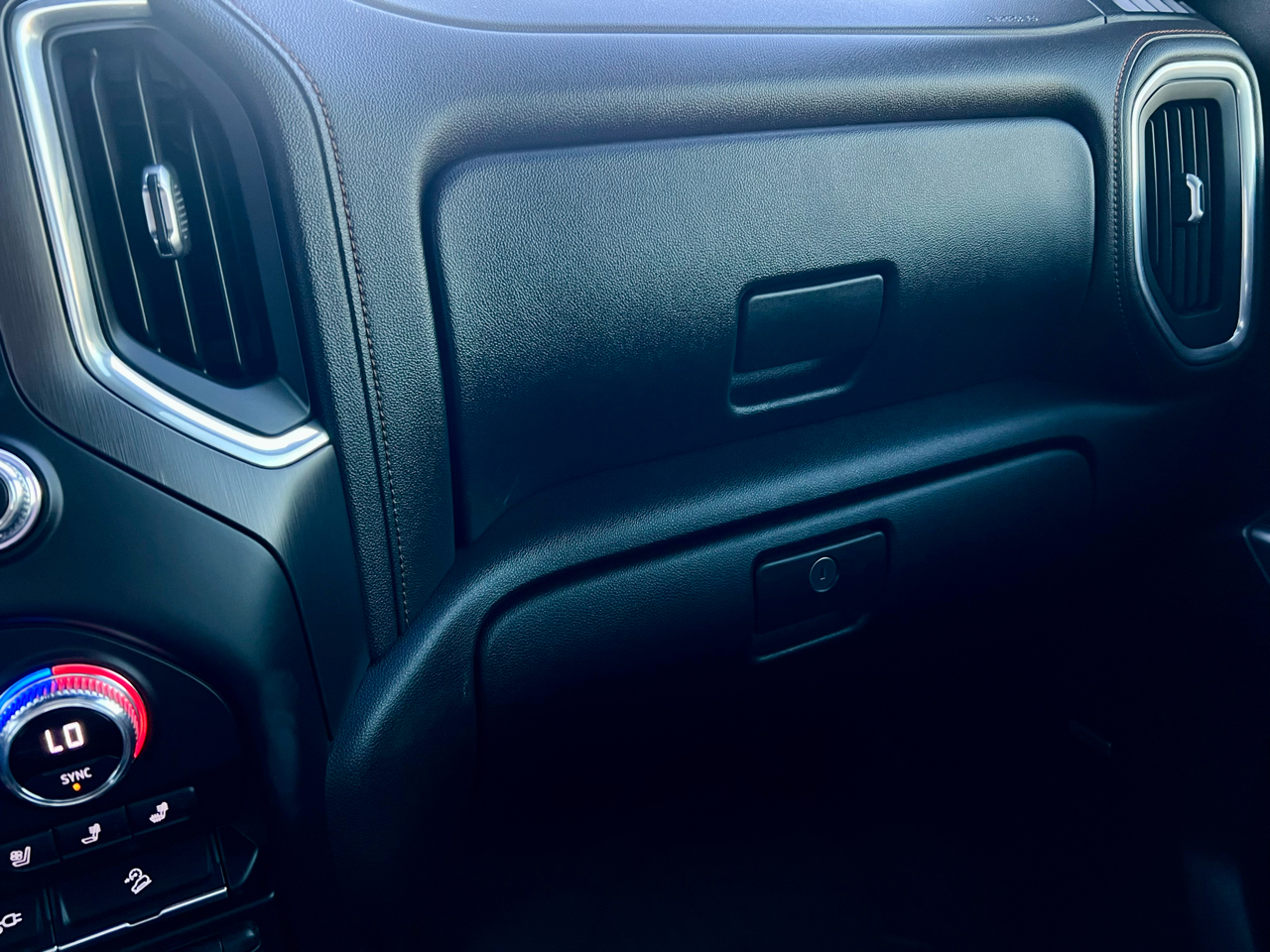 GMC Sierra 1500 AT4 Crew Cab 4WD SWB 2020