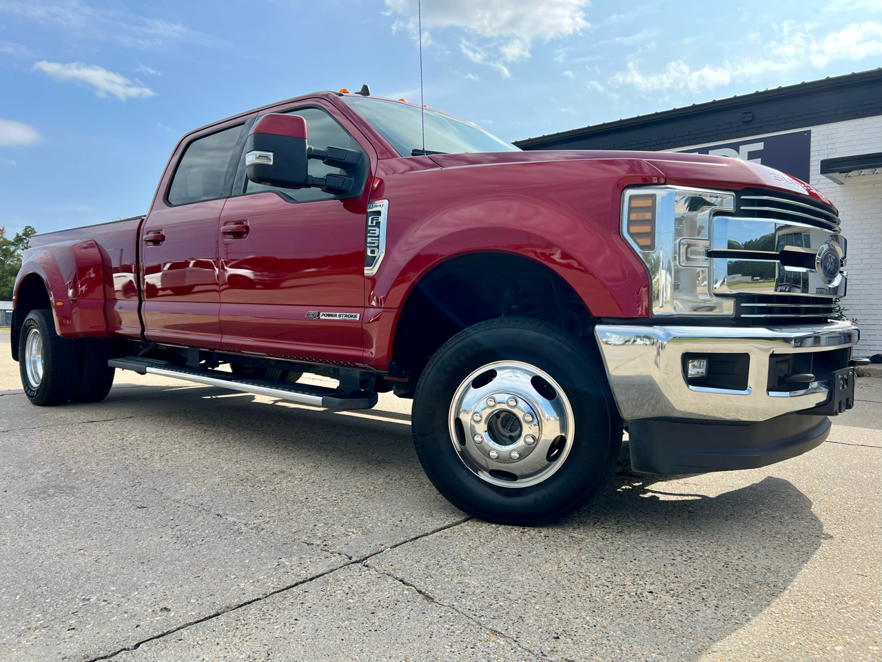 2019 Ford F-350 SD Lariat Crew Cab Long Bed DRW 4WD