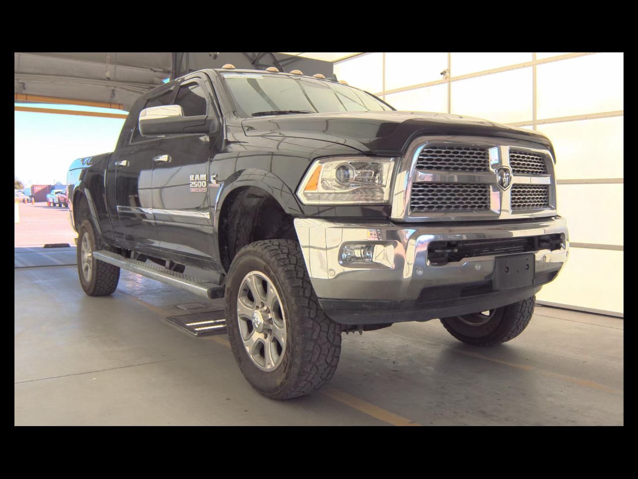 2018 RAM 2500 Laramie Mega Cab 4WD