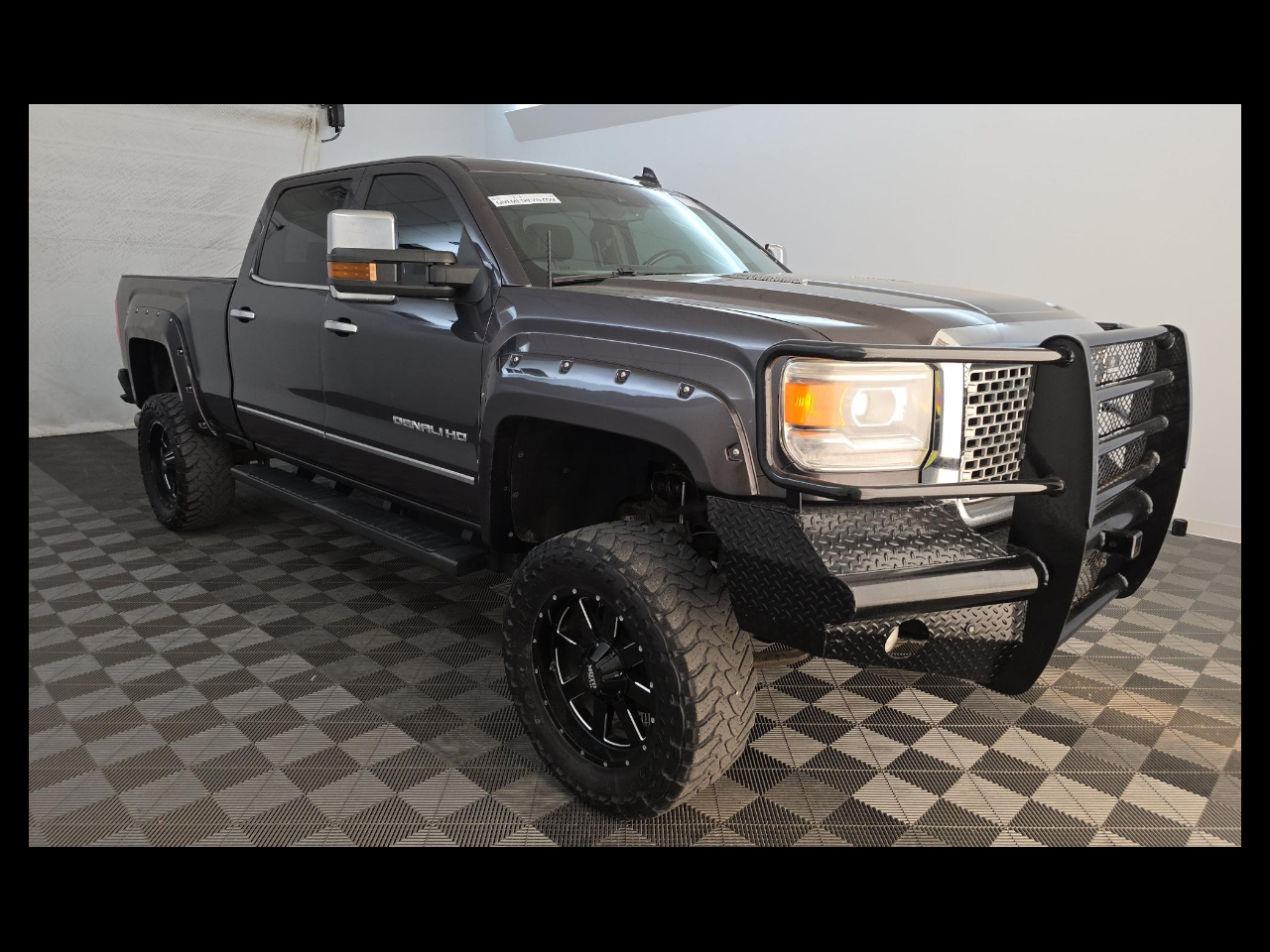 2016 GMC Sierra 2500HD Denali CREW CAB SHORT BED 4WD CUSTOM LIFTED