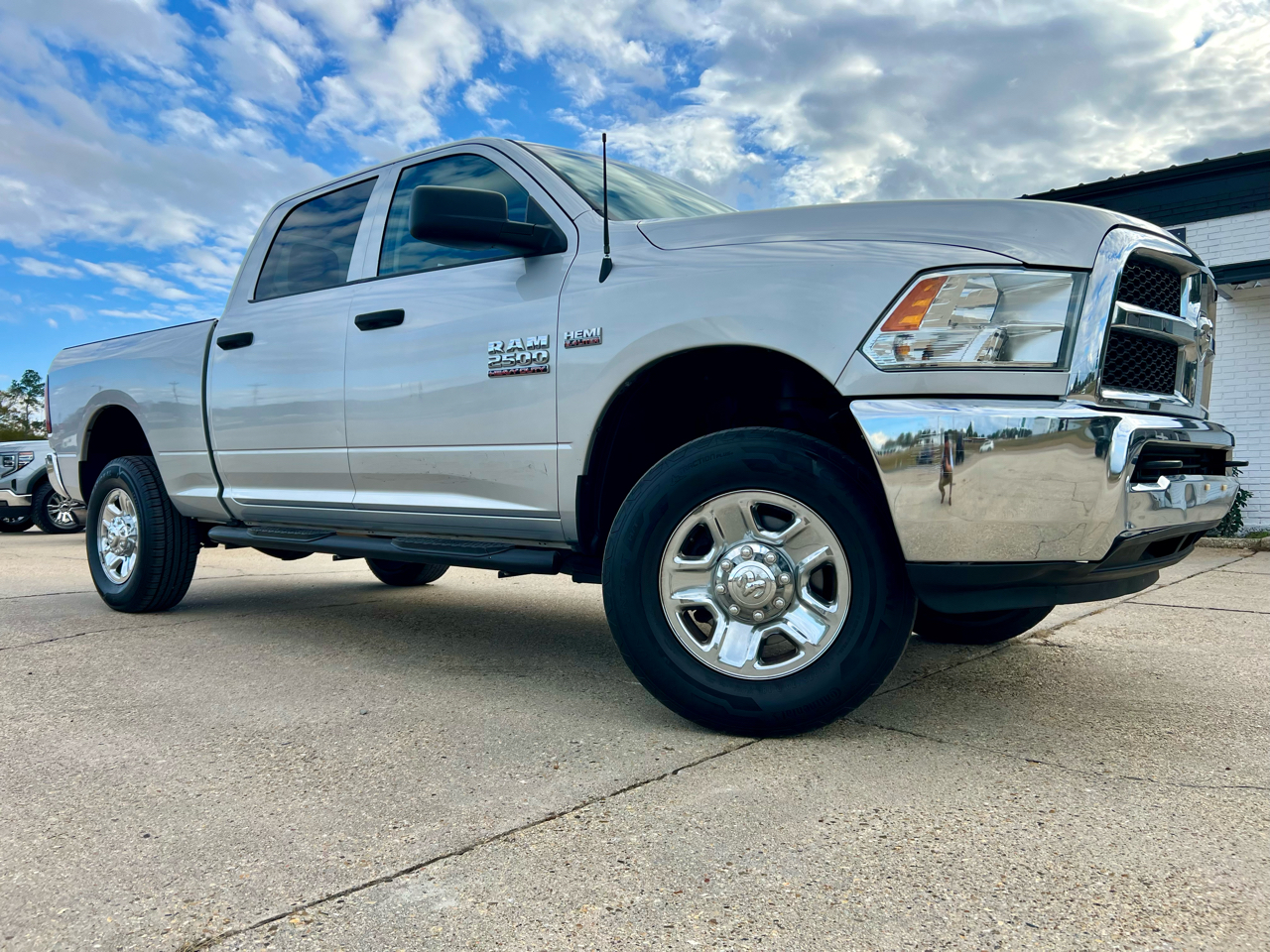 RAM 2500 4WD Crew Cab 149" Tradesman 2016