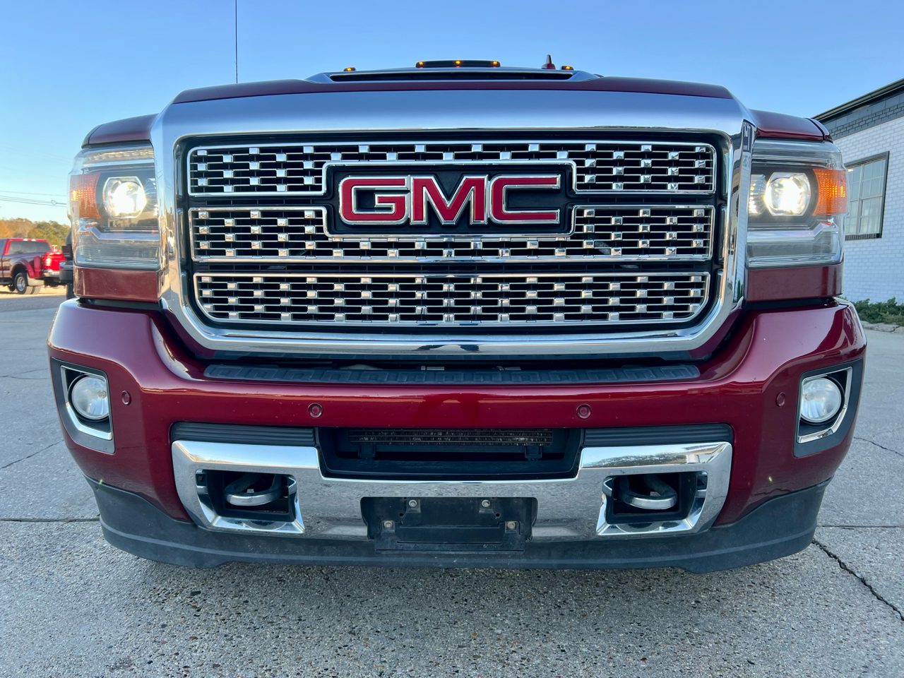 GMC Sierra 3500HD 4WD Crew Cab 167.7" Denali 2018