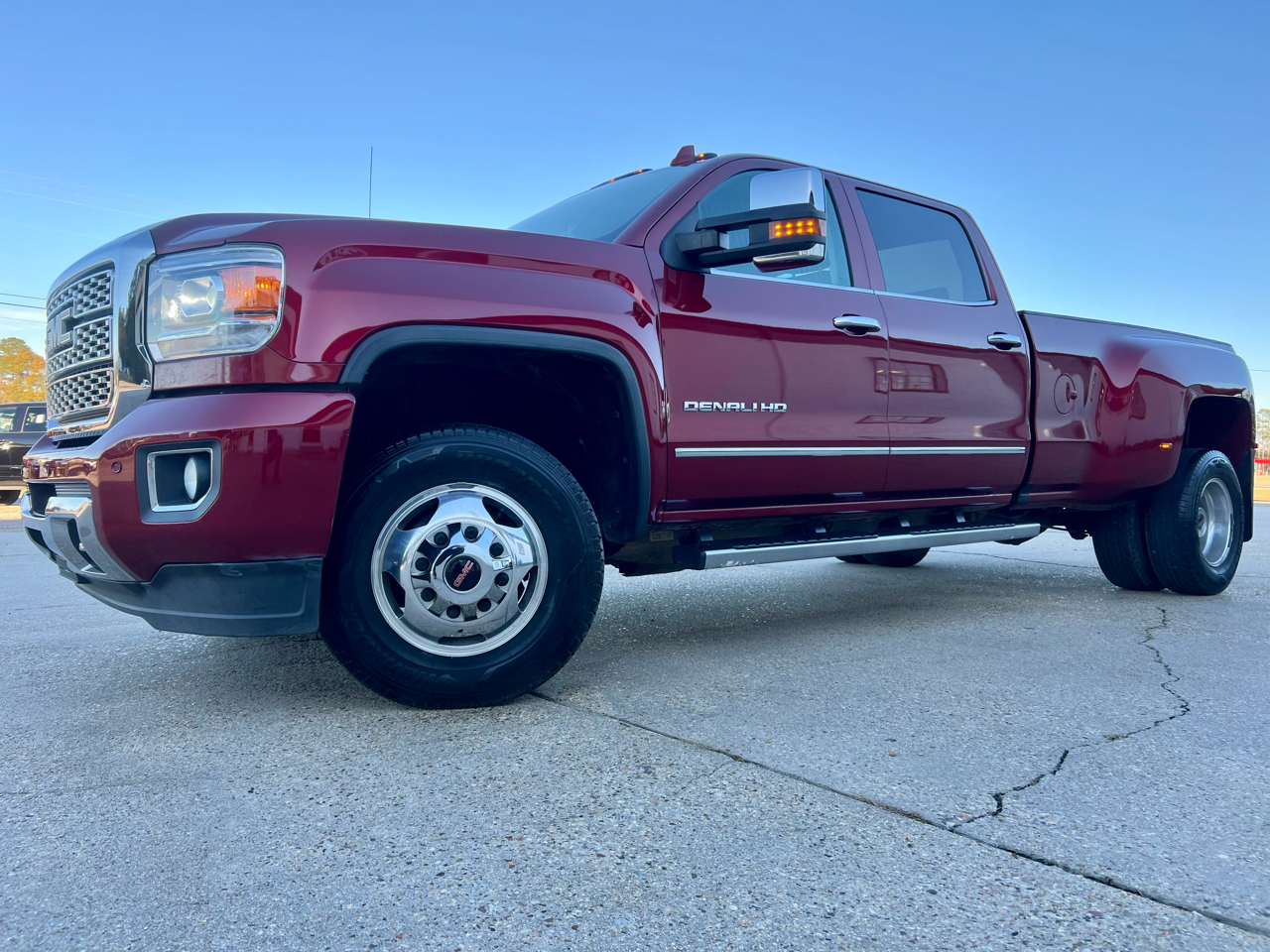 GMC Sierra 3500HD 4WD Crew Cab 167.7" Denali 2018