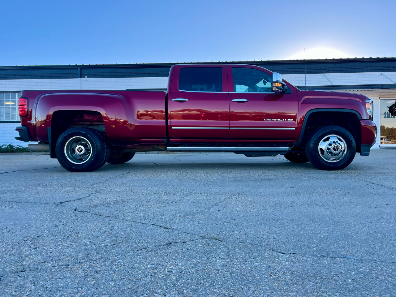 GMC Sierra 3500HD 4WD Crew Cab 167.7" Denali 2018