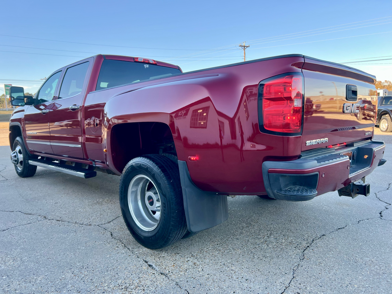GMC Sierra 3500HD 4WD Crew Cab 167.7" Denali 2018