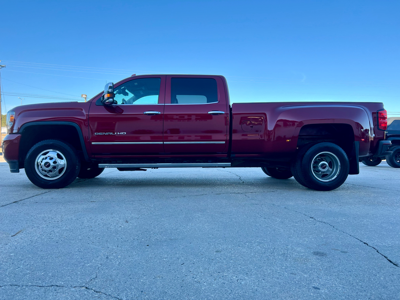 GMC Sierra 3500HD 4WD Crew Cab 167.7" Denali 2018