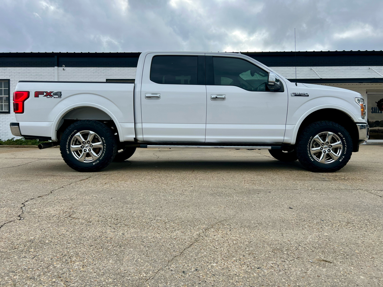 Ford F-150 Lariat SuperCrew 4WD 2018