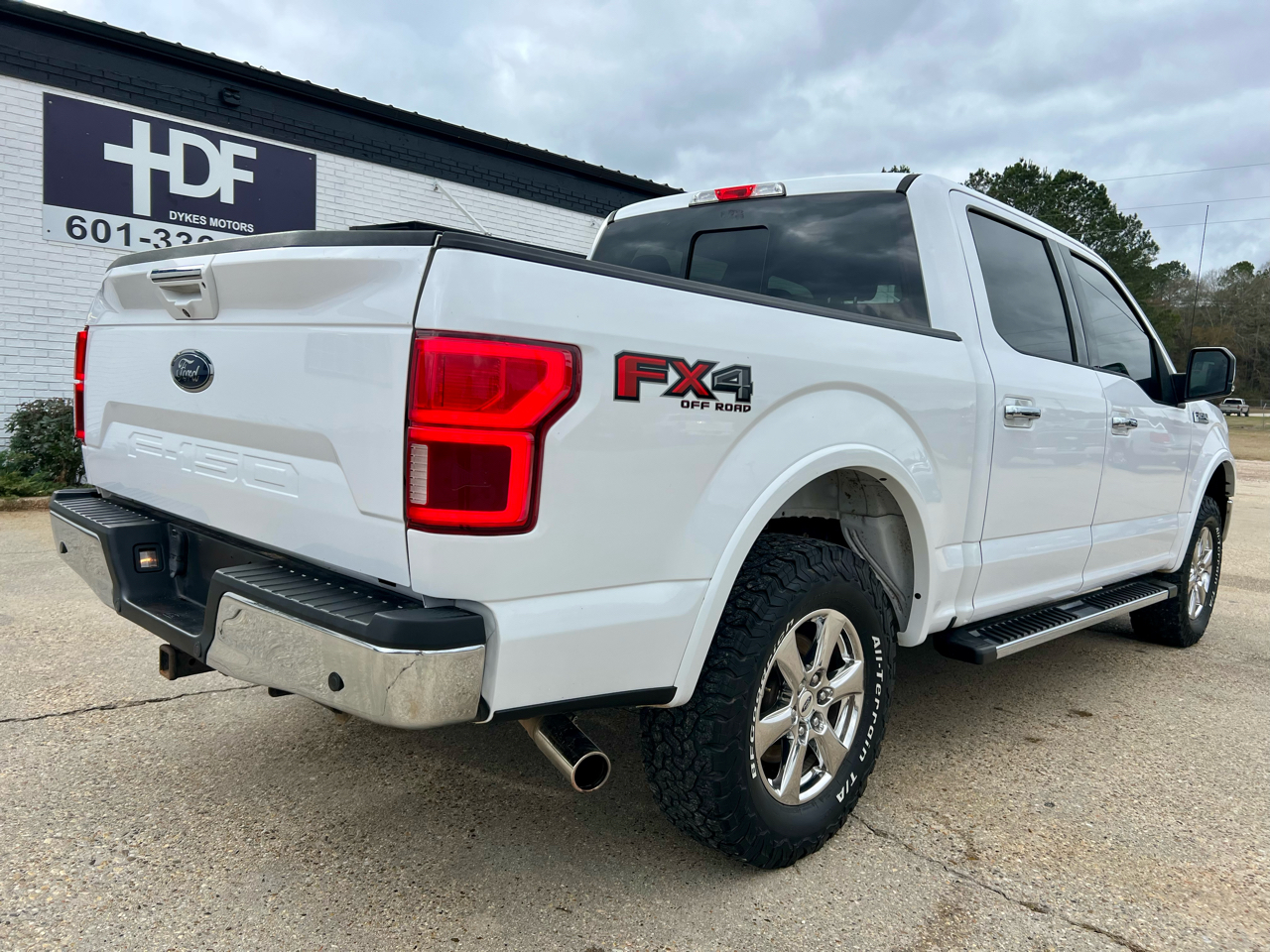 Ford F-150 Lariat SuperCrew 4WD 2018
