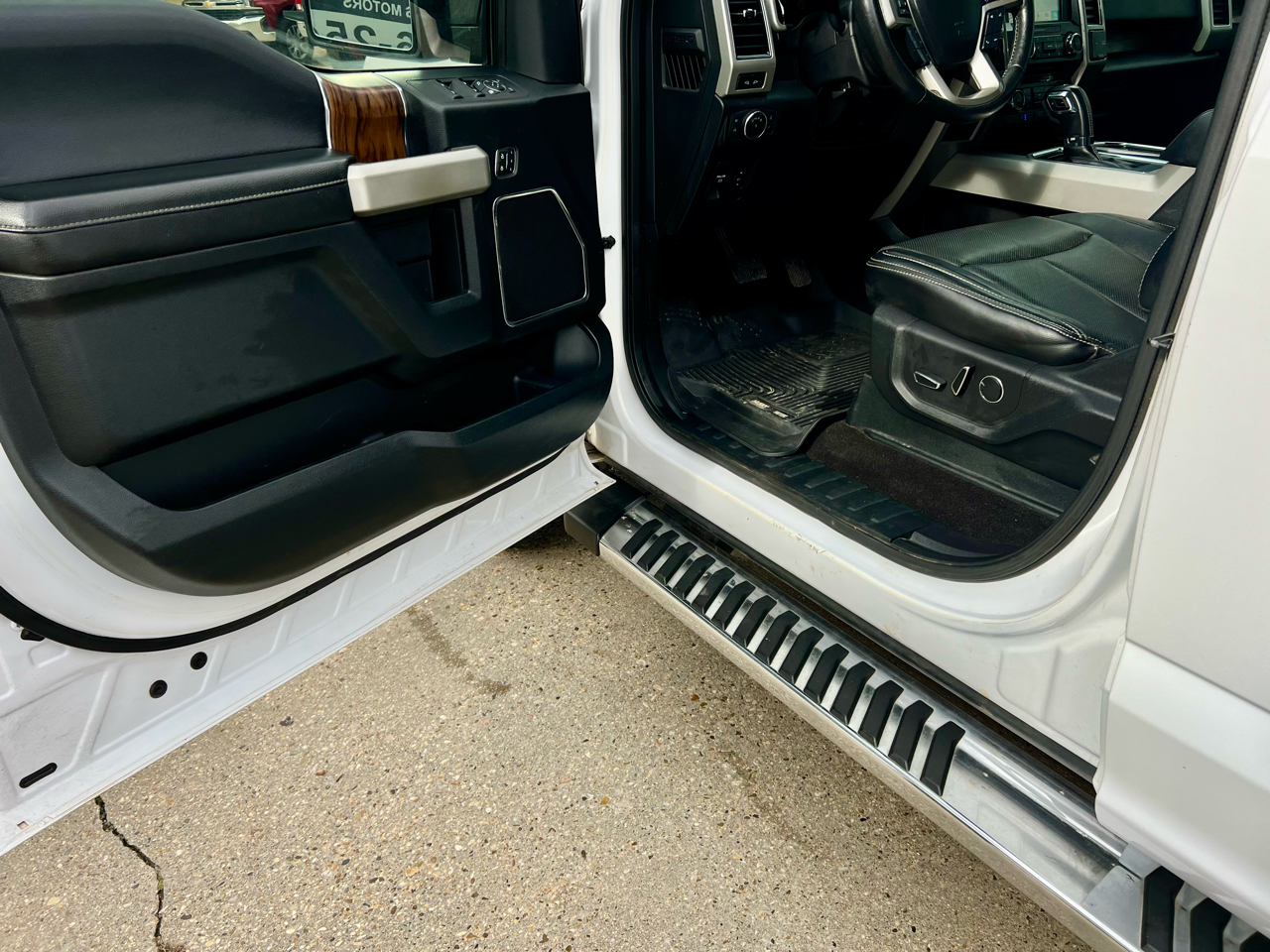 Ford F-150 Lariat SuperCrew 4WD 2018