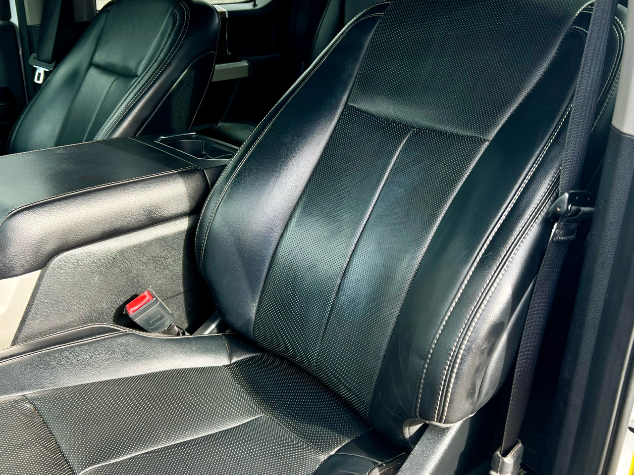 Ford F-150 Lariat SuperCrew 4WD 2018