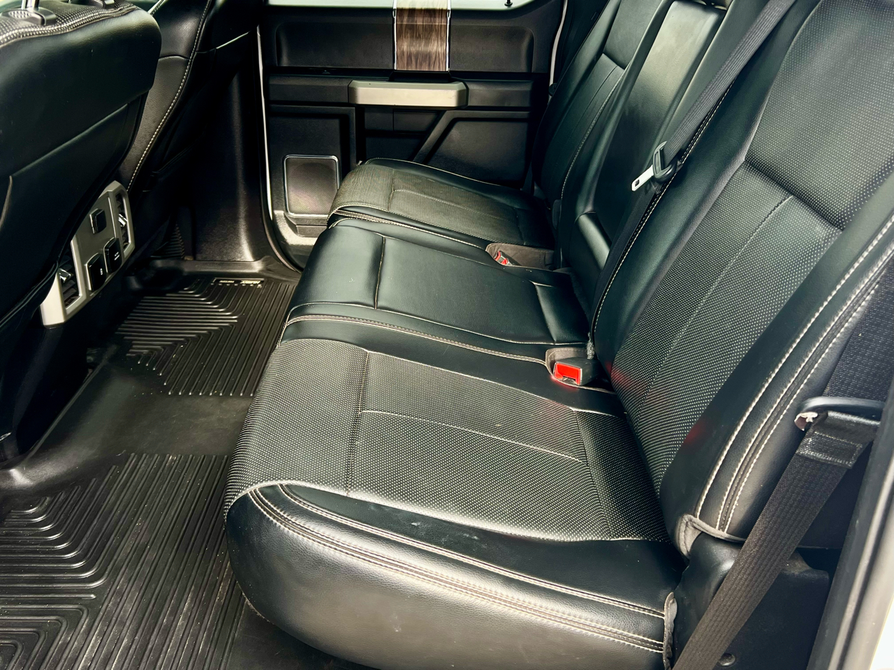 Ford F-150 Lariat SuperCrew 4WD 2018