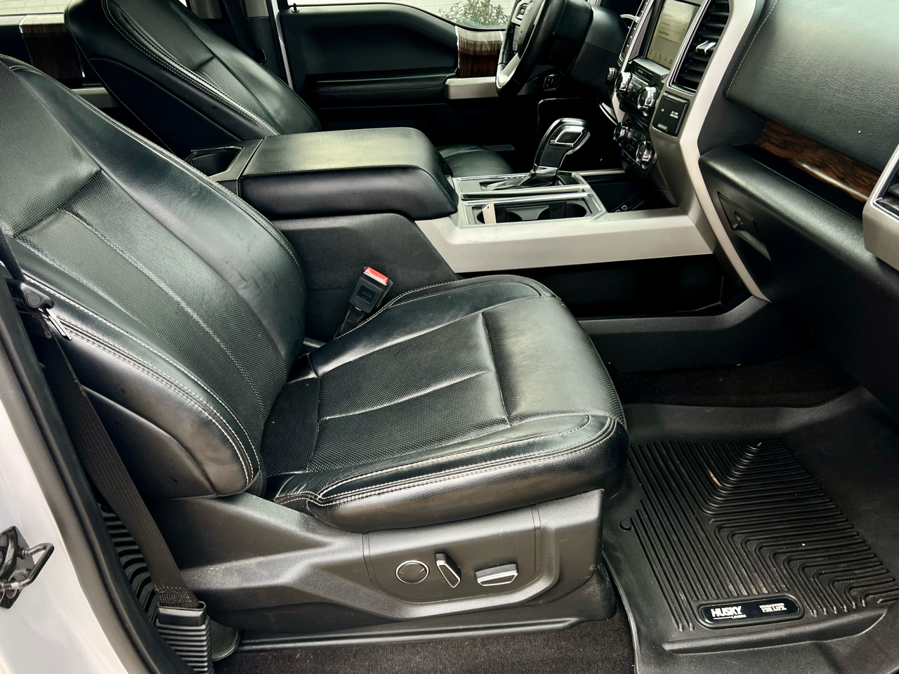 Ford F-150 Lariat SuperCrew 4WD 2018