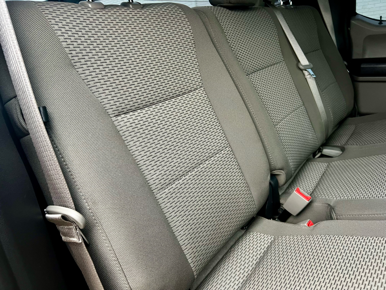 Ford Super Duty F-250 SRW XLT 4WD Crew Cab 6.75' Box 2017