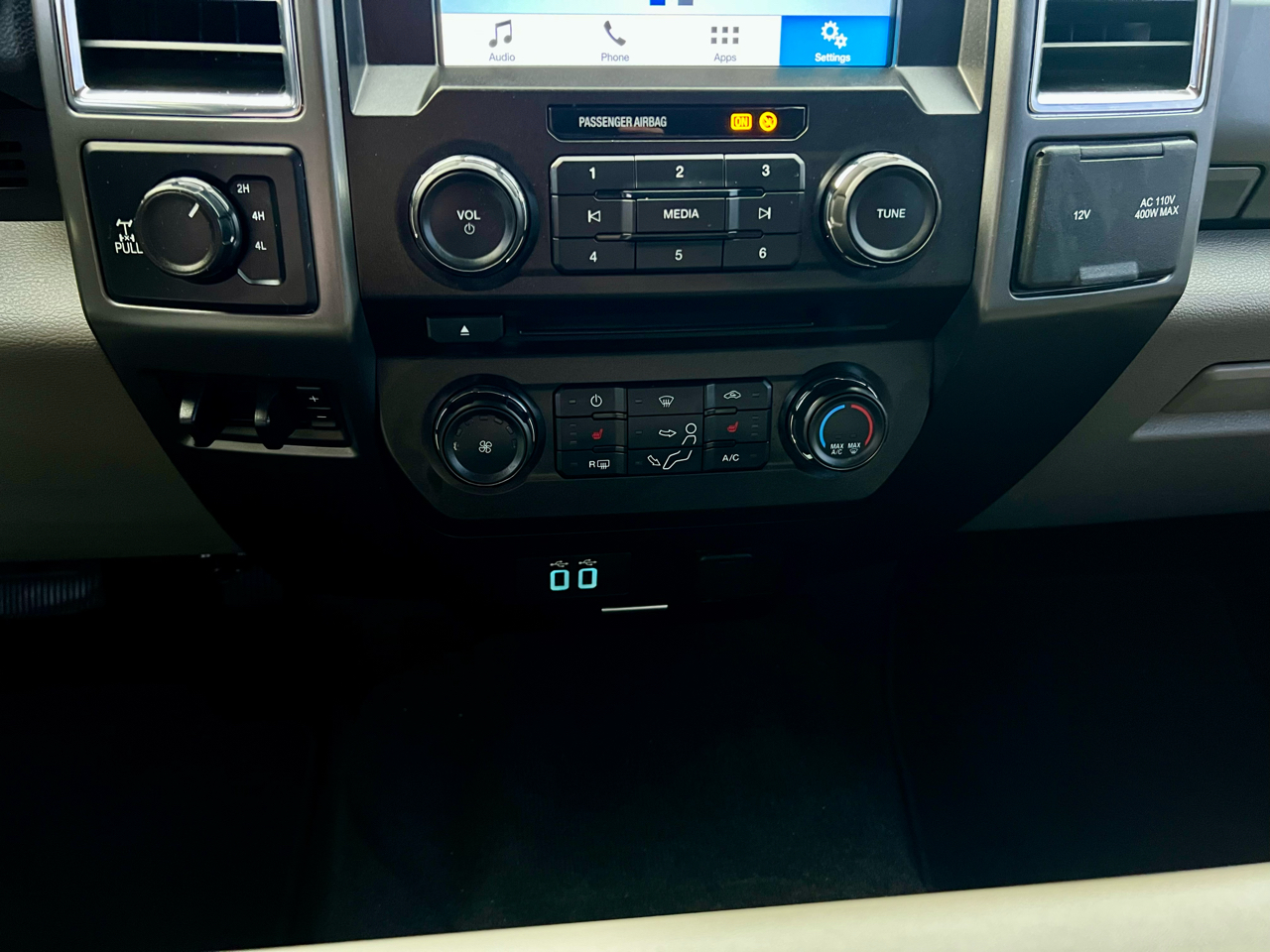 Ford Super Duty F-250 SRW XLT 4WD Crew Cab 6.75' Box 2017