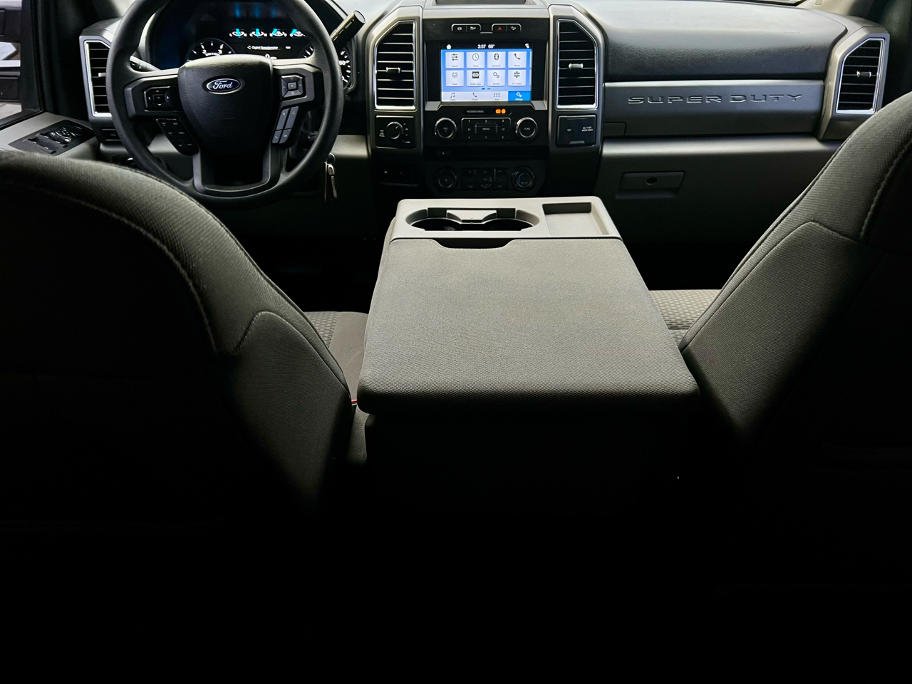 Ford Super Duty F-250 SRW XLT 4WD Crew Cab 6.75' Box 2017