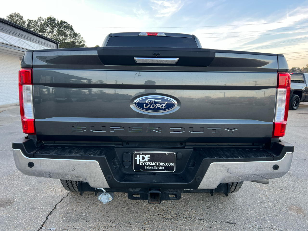 Ford Super Duty F-250 SRW XLT 4WD Crew Cab 6.75' Box 2017