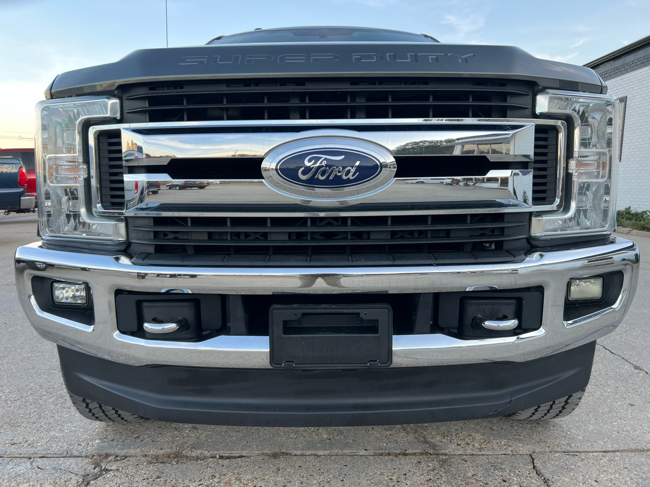 Ford Super Duty F-250 SRW XLT 4WD Crew Cab 6.75' Box 2017