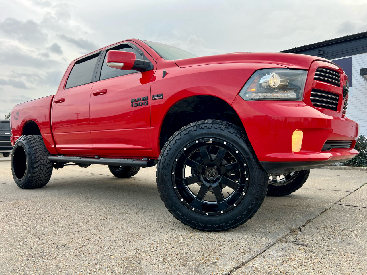 2016 RAM 1500 4WD Crew Cab 140.5" Sport CUSTOM LIFTED