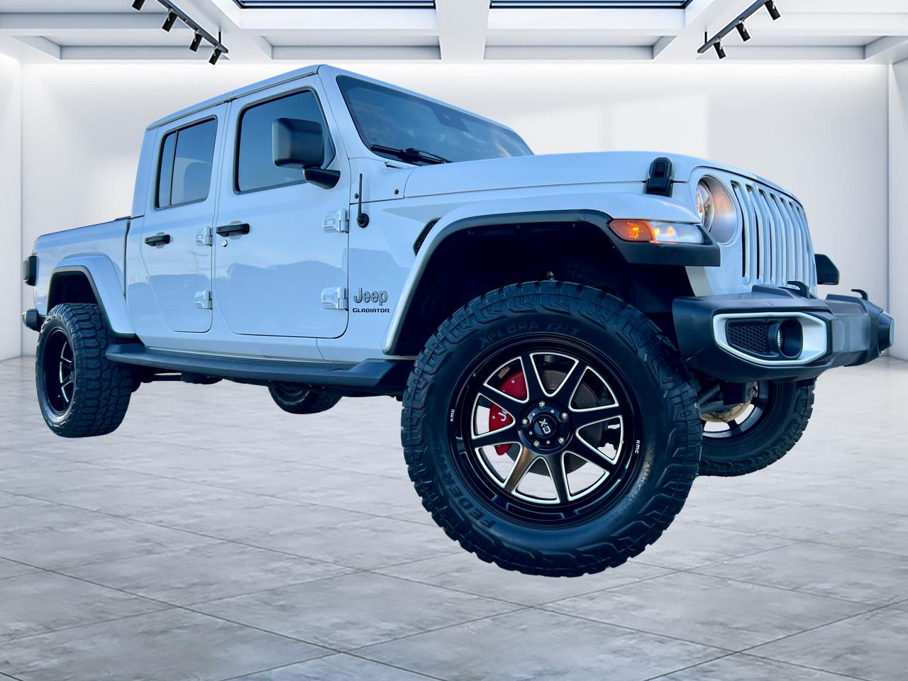 2021 Jeep Gladiator Overland's photo