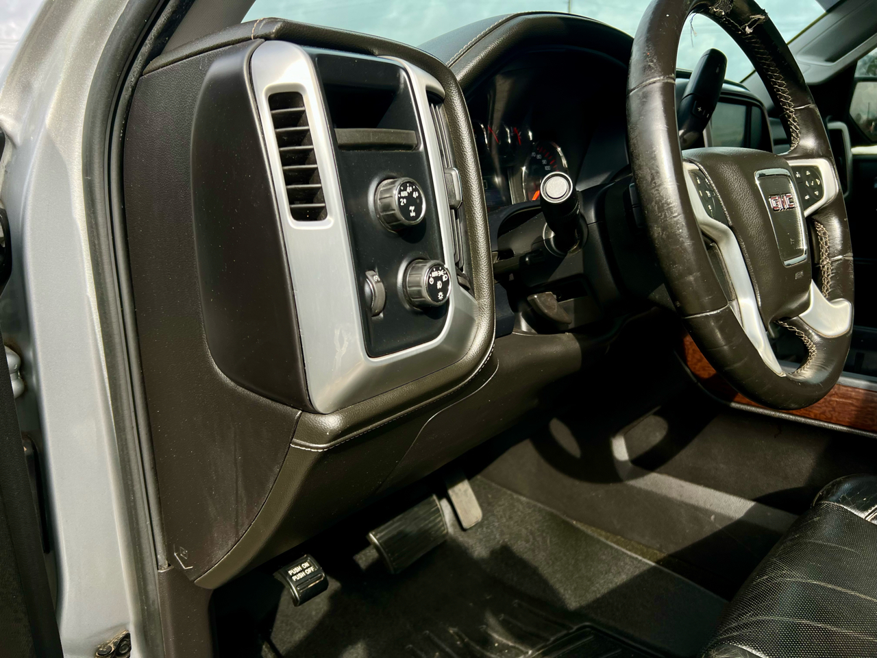 GMC Sierra 1500  2015