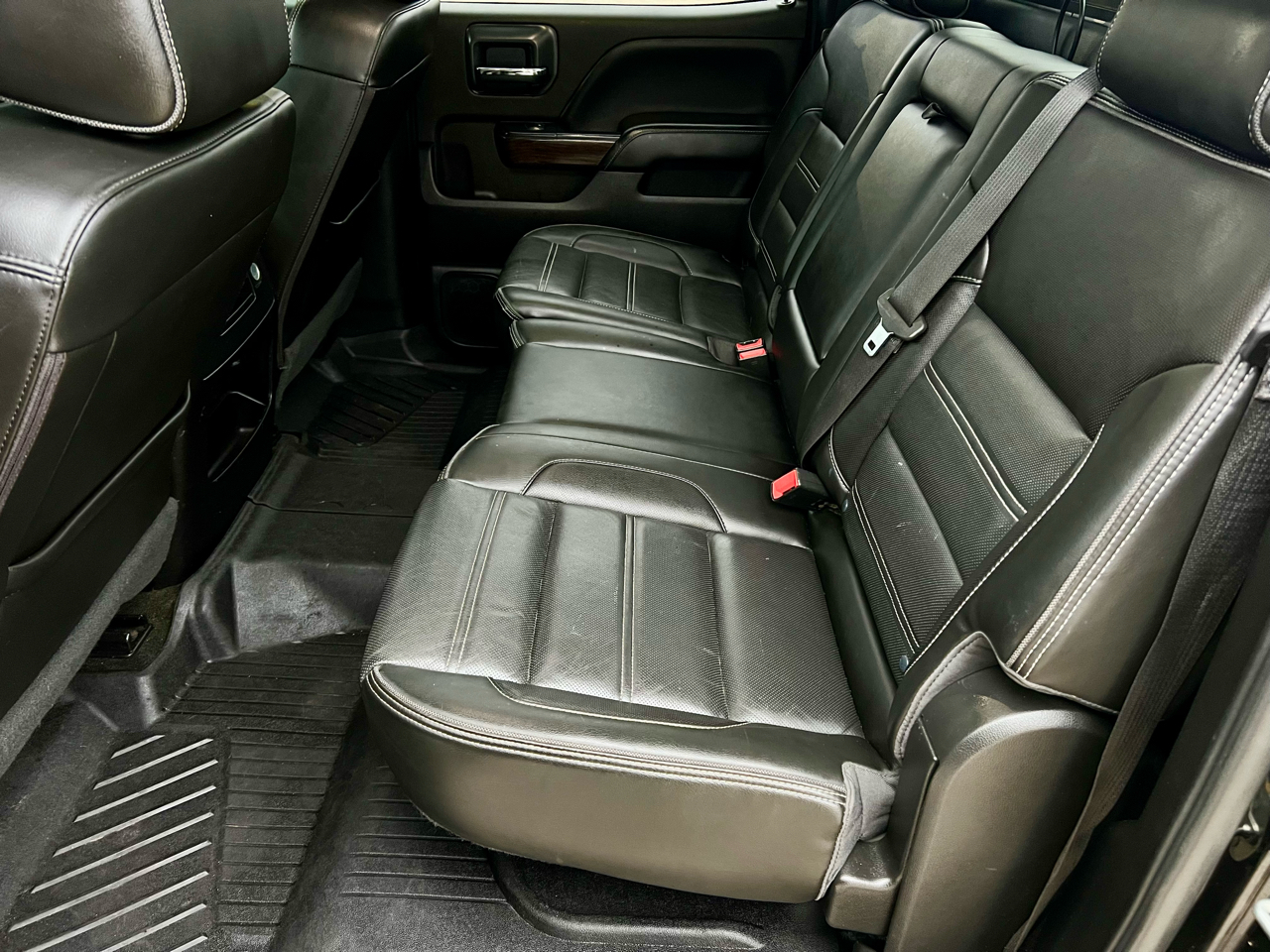 GMC Sierra 2500HD 4WD Crew Cab 153.7" Denali 2018