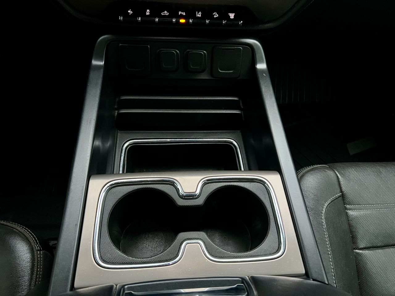 GMC Sierra 2500HD 4WD Crew Cab 153.7" Denali 2018