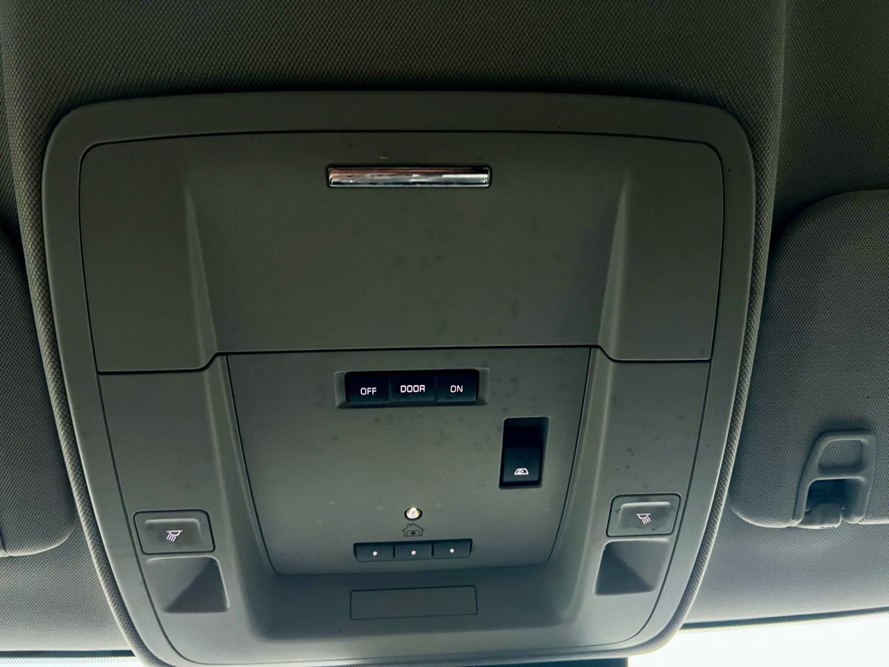 GMC Sierra 2500HD 4WD Crew Cab 153.7" Denali 2018