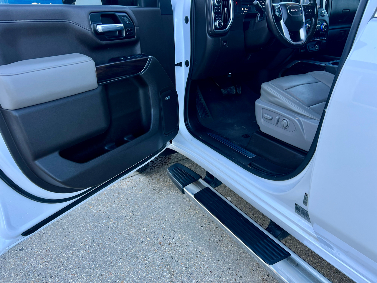 GMC Sierra 2500HD 4WD Crew Cab 159" SLT 2021