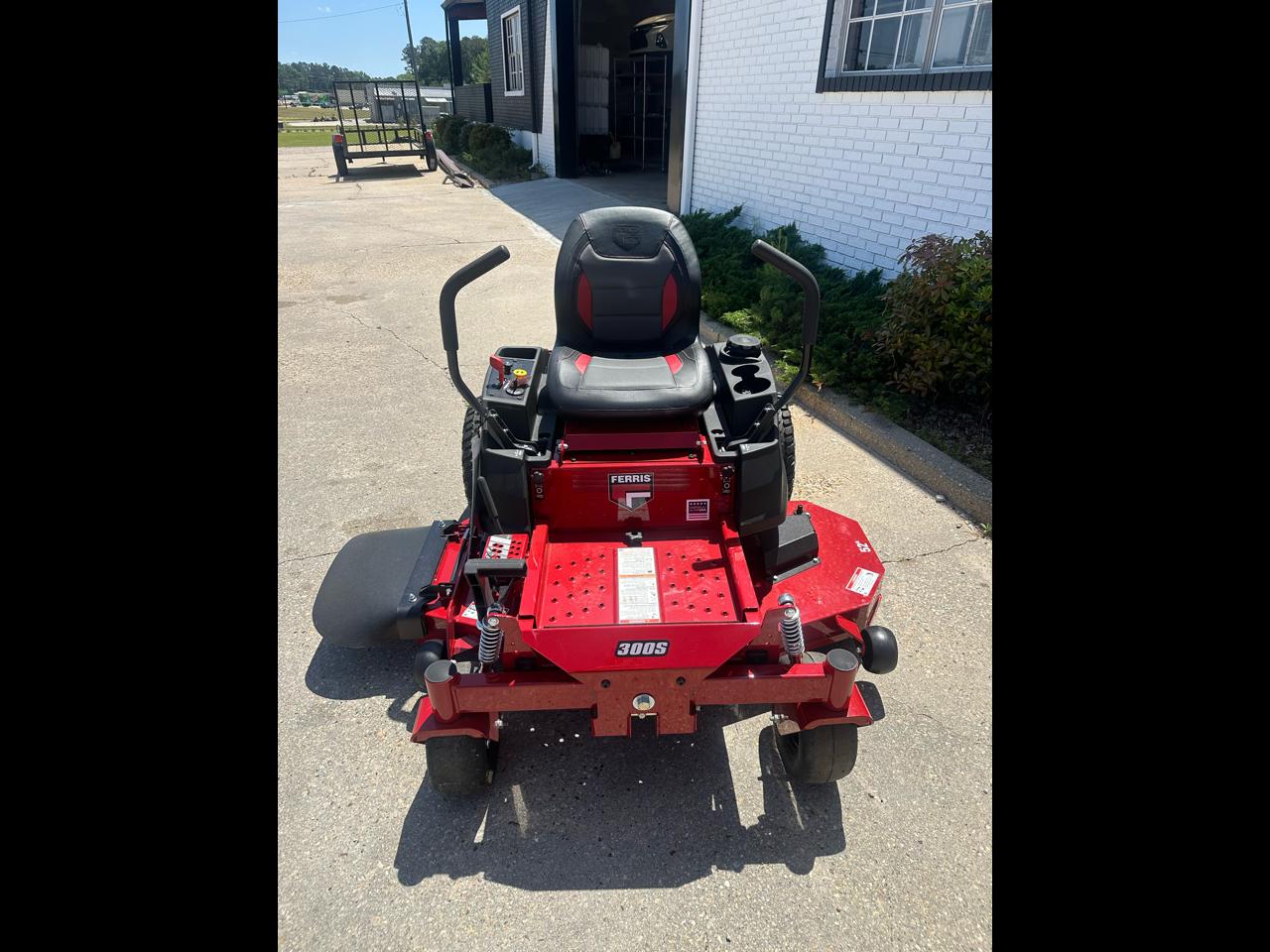 Ferris Mowers Zero Turn  2026