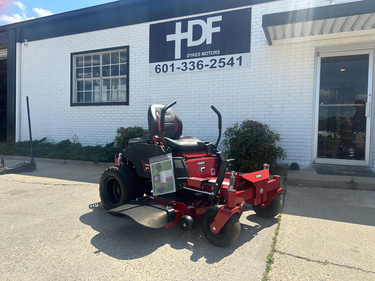 2026 Ferris Mowers Zero Turn 300S 52" Kawasaki 22HP