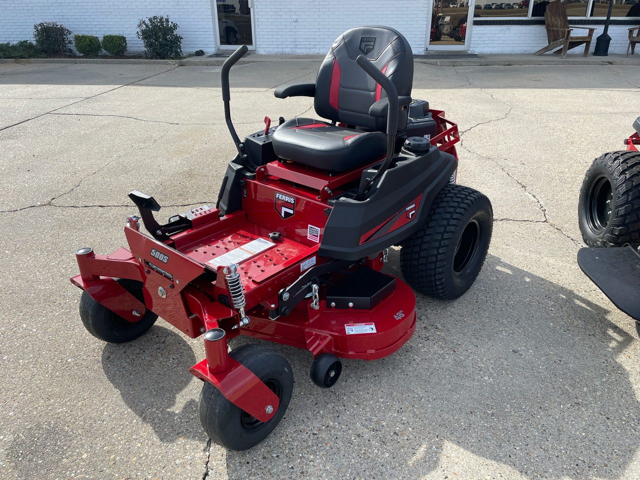 2026 Ferris Mowers Zero Turn 500S 48" DECK BRIGGS & STRATTON 23HP 5902101