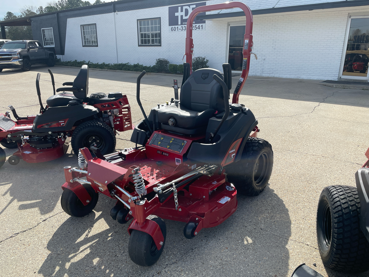 2026 Ferris Mowers Zero Turn ISX 800 52" DECK KAWASAKI 24HP 5902155