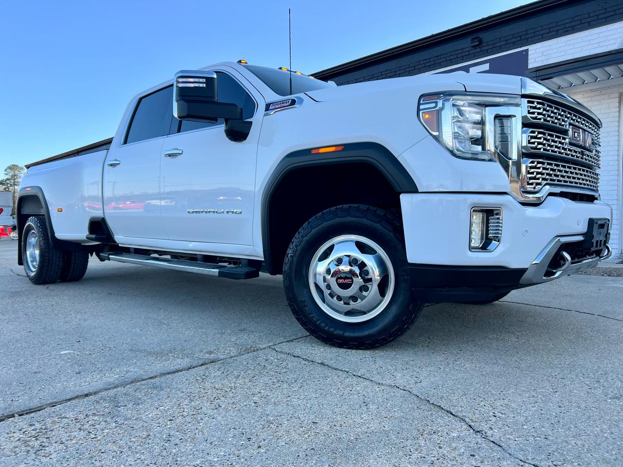 2021 GMC Sierra 3500HD DENALI CREW CAB LONG BED 4WD LEVELED