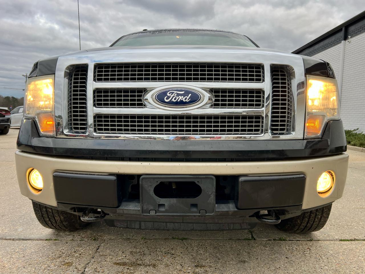 Ford F-150 4WD SuperCrew 145" Lariat 2010
