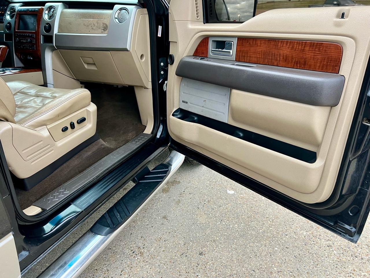 Ford F-150 4WD SuperCrew 145" Lariat 2010