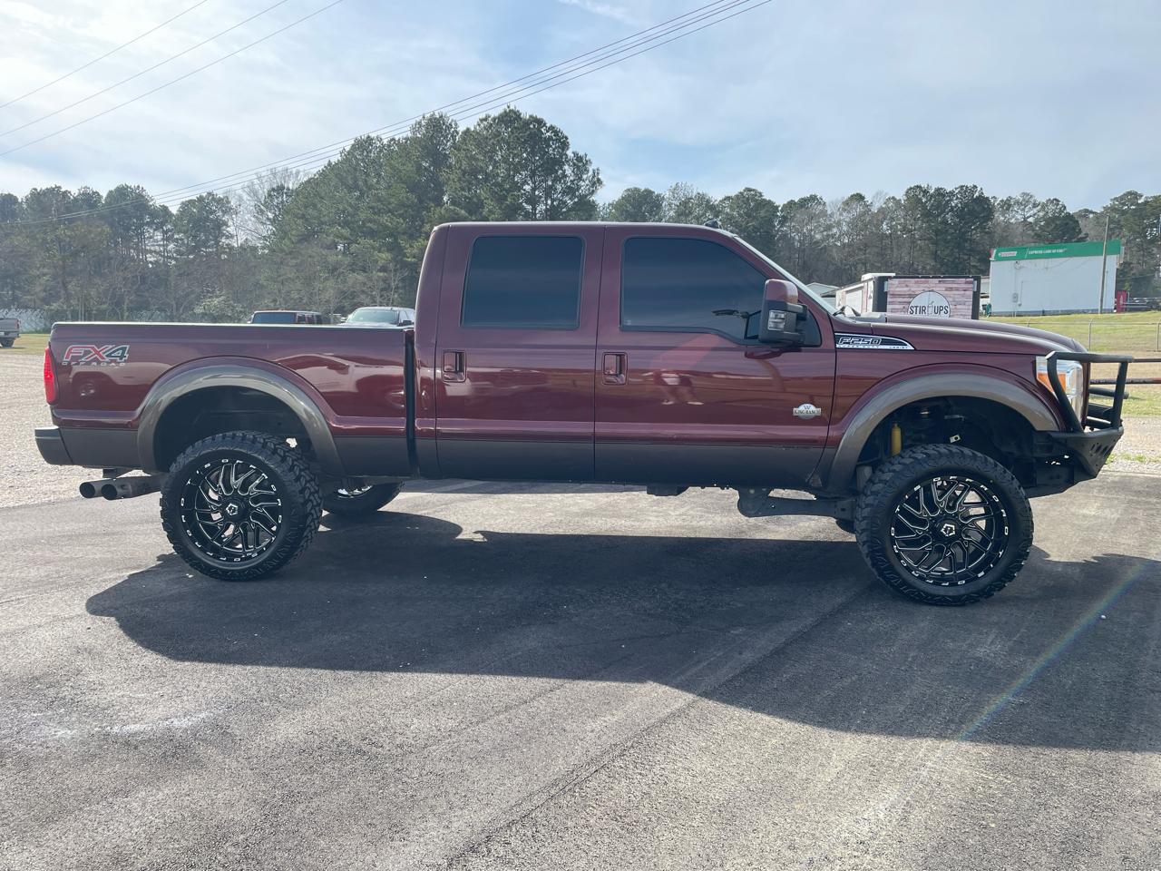 Ford Super Duty F-250 SRW King Ranch 4WD Crew Cab 6.75' Box 2015