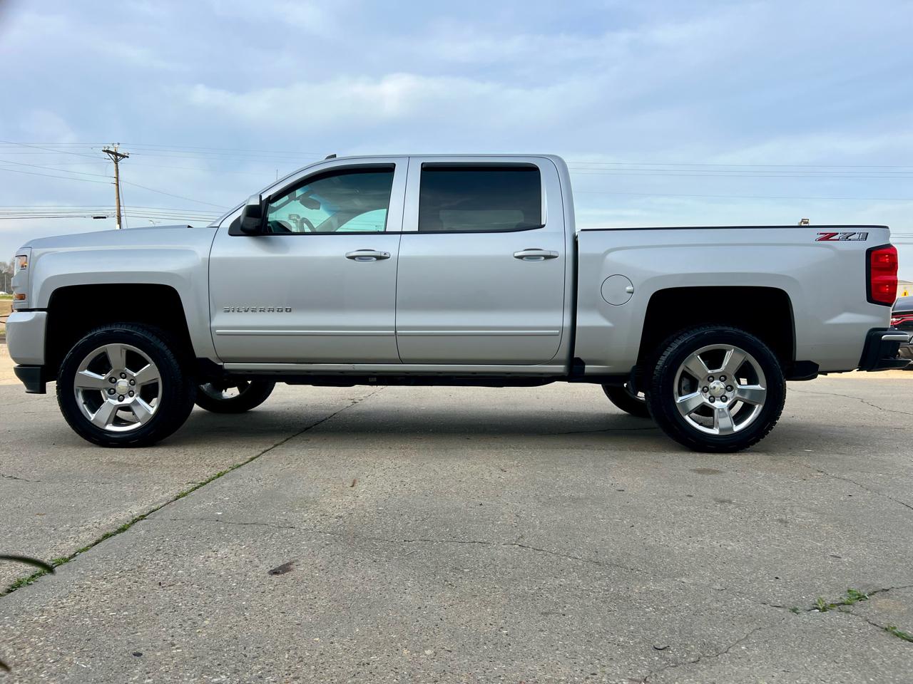 Chevrolet Silverado 1500  2018