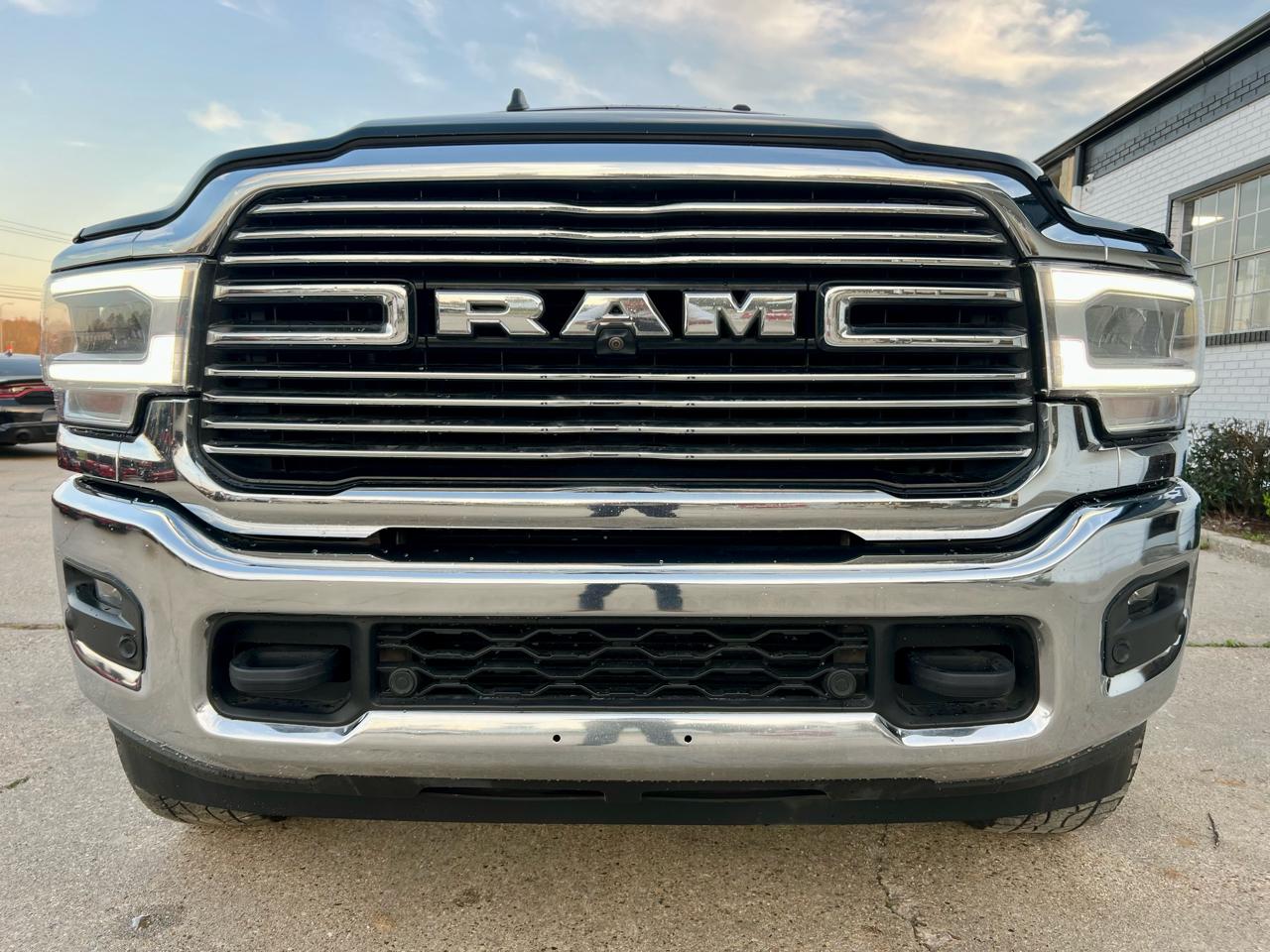 RAM 2500 Laramie 4x4 Crew Cab 6'4" Box 2021