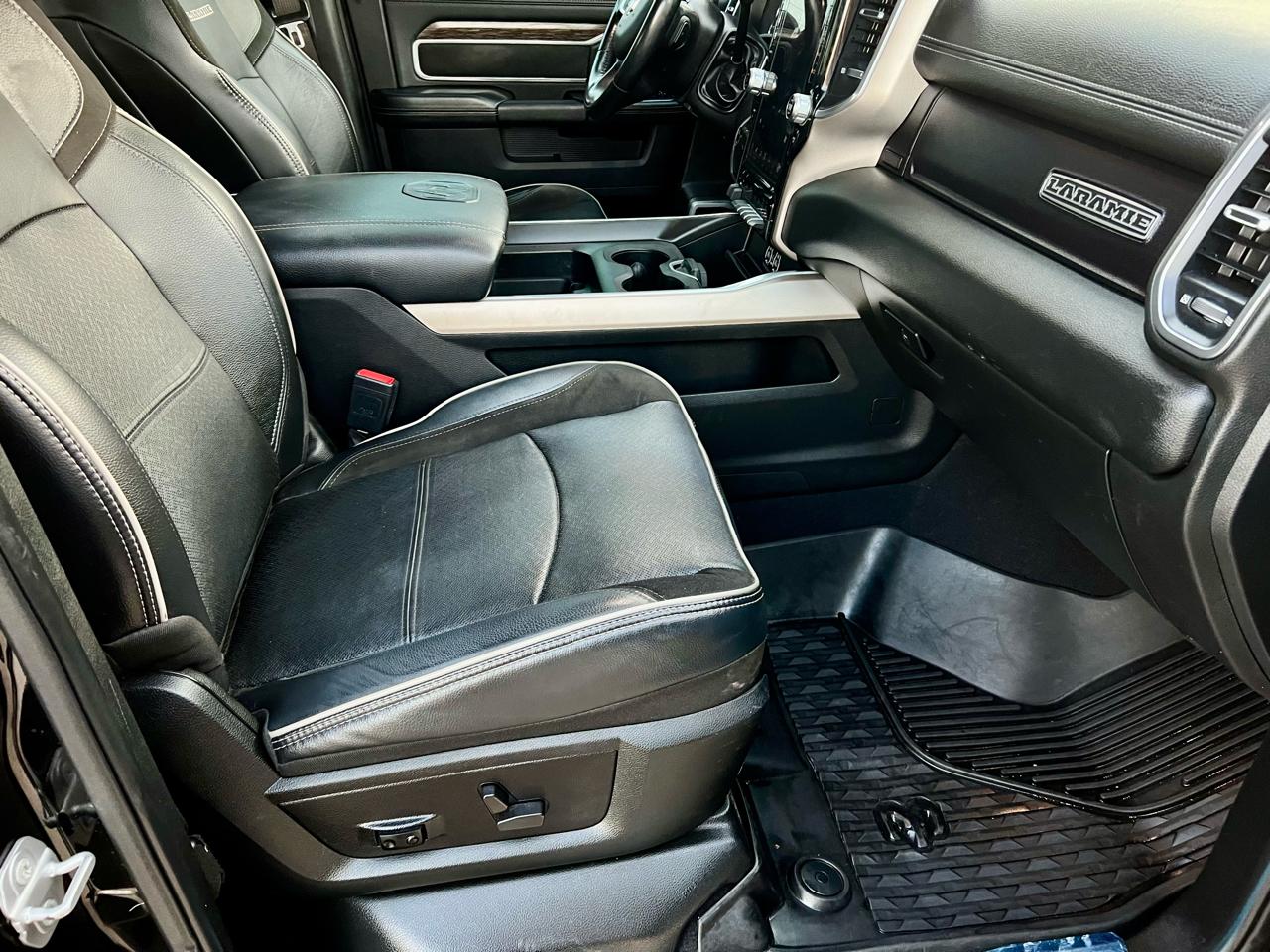 RAM 2500 Laramie 4x4 Crew Cab 6'4" Box 2021