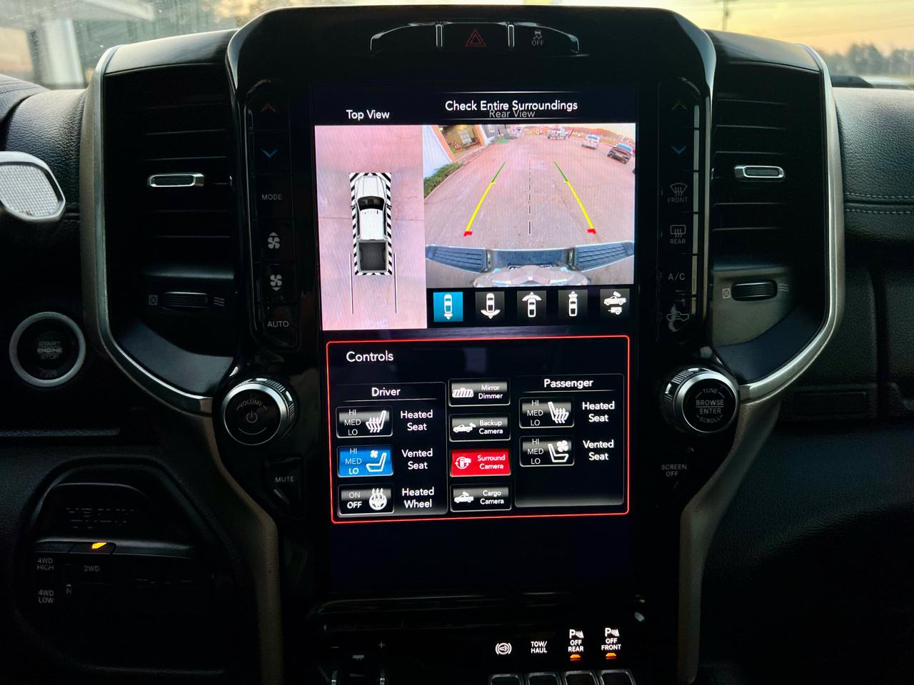 RAM 2500 Laramie 4x4 Crew Cab 6'4" Box 2021